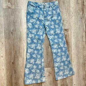 Madden NYC Jeans Floral Patterned Flare High Rise Jeans Size 15 Juniors Wide Leg